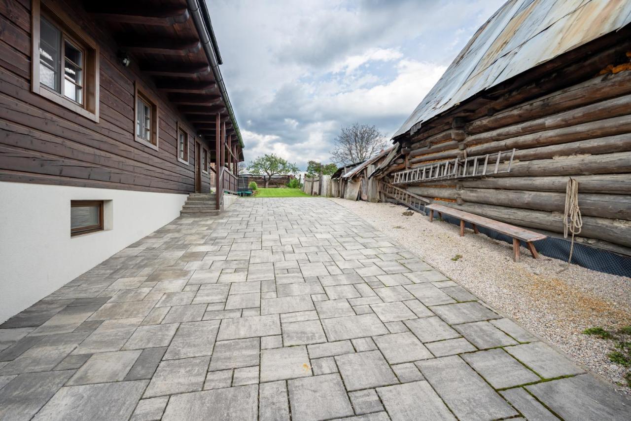 Drevenica Emilka, 5 Min Restauracia, Z Terasy Vyhlad Na Kralovu Holu A Polomske Ocko, Gril, Ohnisko, Kotlik Villa Brezno Exterior photo