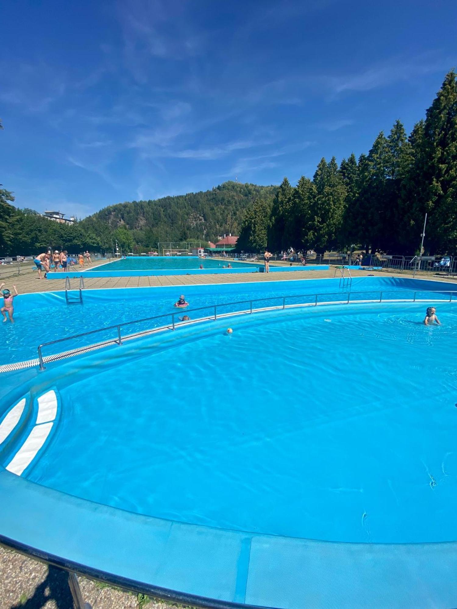 Drevenica Emilka, 5 Min Restauracia, Z Terasy Vyhlad Na Kralovu Holu A Polomske Ocko, Gril, Ohnisko, Kotlik Villa Brezno Exterior photo